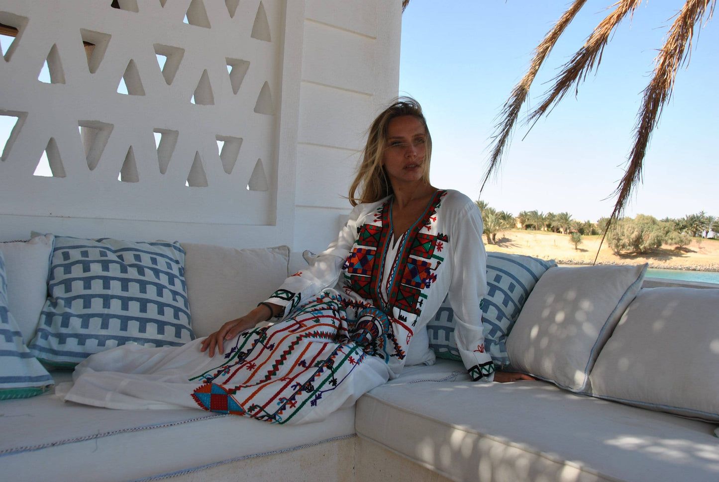 Siwa White Embroidered Cotton Caftan